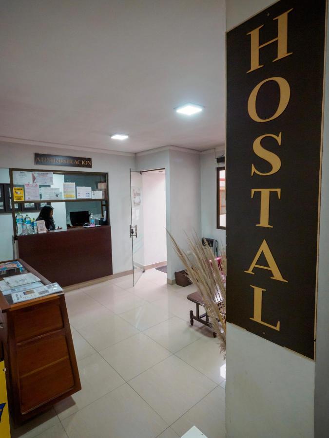 Los Faroles Hostal Potosí エクステリア 写真