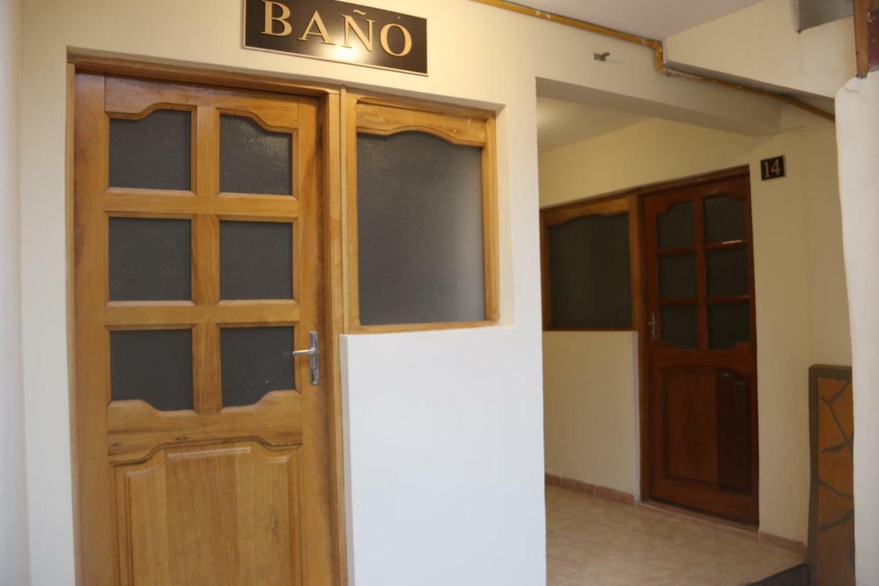 Los Faroles Hostal Potosí エクステリア 写真